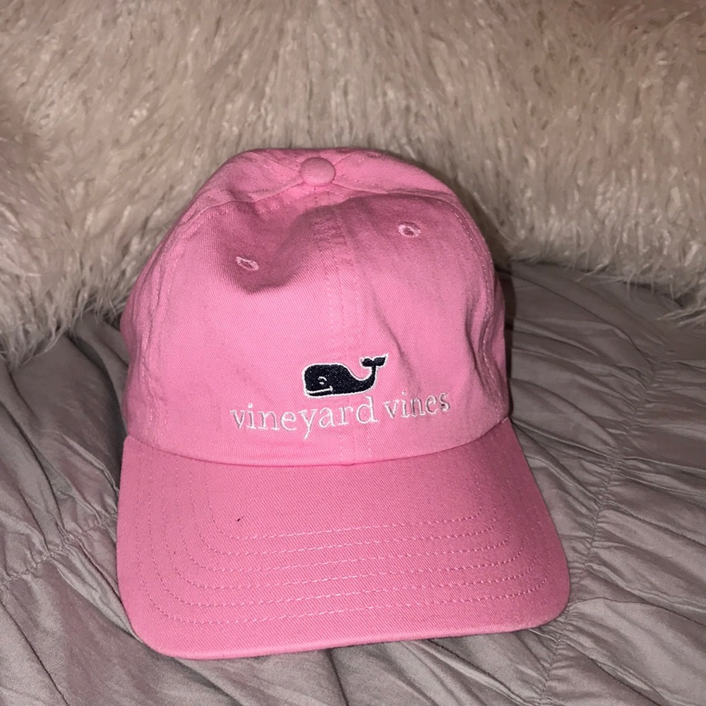 Pink vineyard vines hat